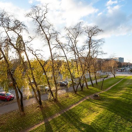 Ochota Sunny Apartment Varsovia Exterior foto