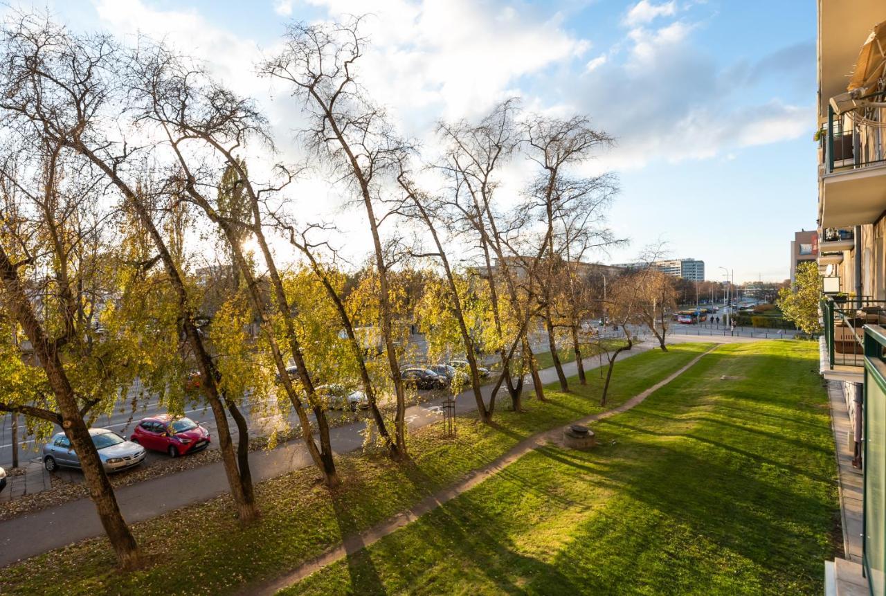 Ochota Sunny Apartment Varsovia Exterior foto